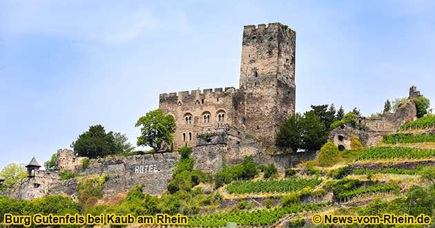 Gutenfels Castle above Kaub am Rhein dates from the 13th century. It houses a castle hotel.