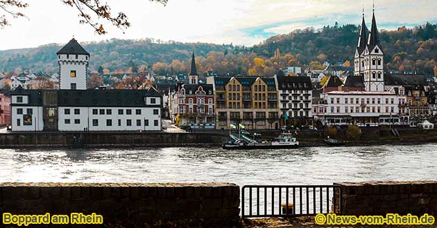 Boppard on the river Rhine with the Electoral Castle and the Basilica of St. Severus.