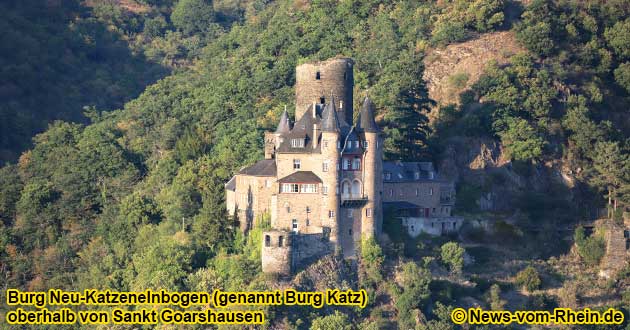 Katz Castle, actually Neu-Katzenelnbogen Castle, is located near Sankt Goarshausen and near the Loreley rock.
